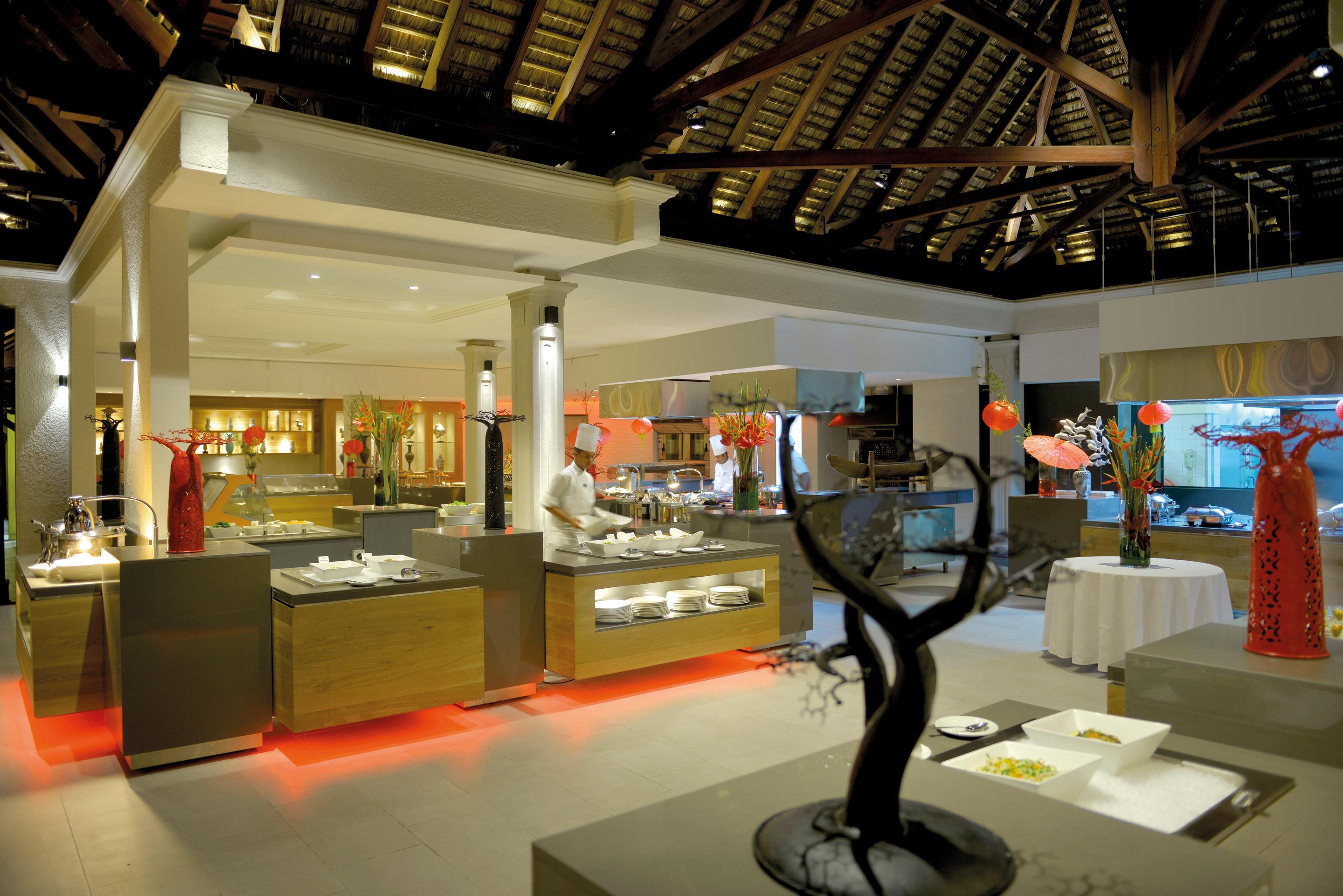 Paradis Beachcomber Golf Resort & Spa Le Morne Exterior photo